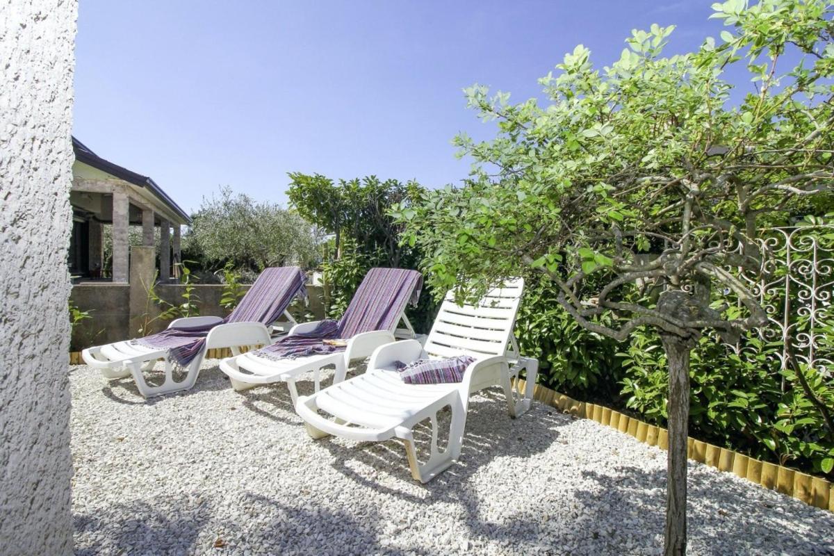 Casa Parenzana In Porec - Haus Fuer 7-9 Personen Exterior foto