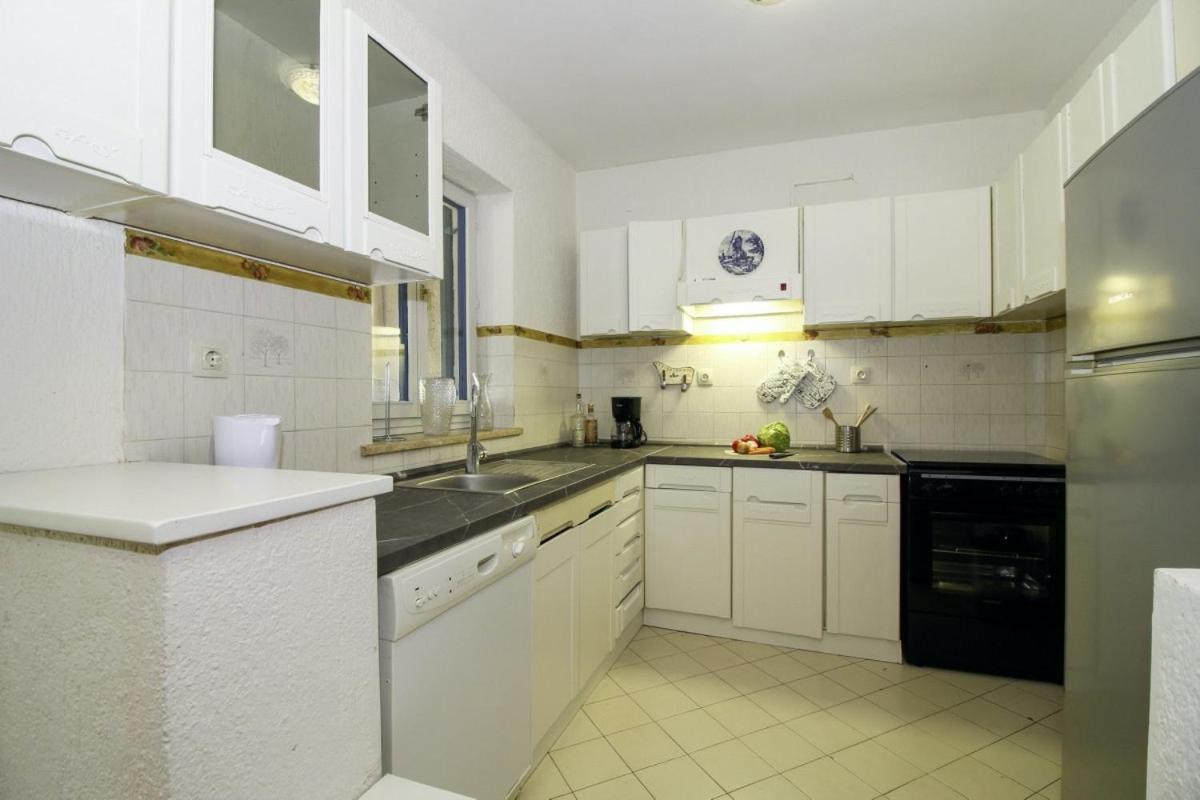 Casa Parenzana In Porec - Haus Fuer 7-9 Personen Exterior foto