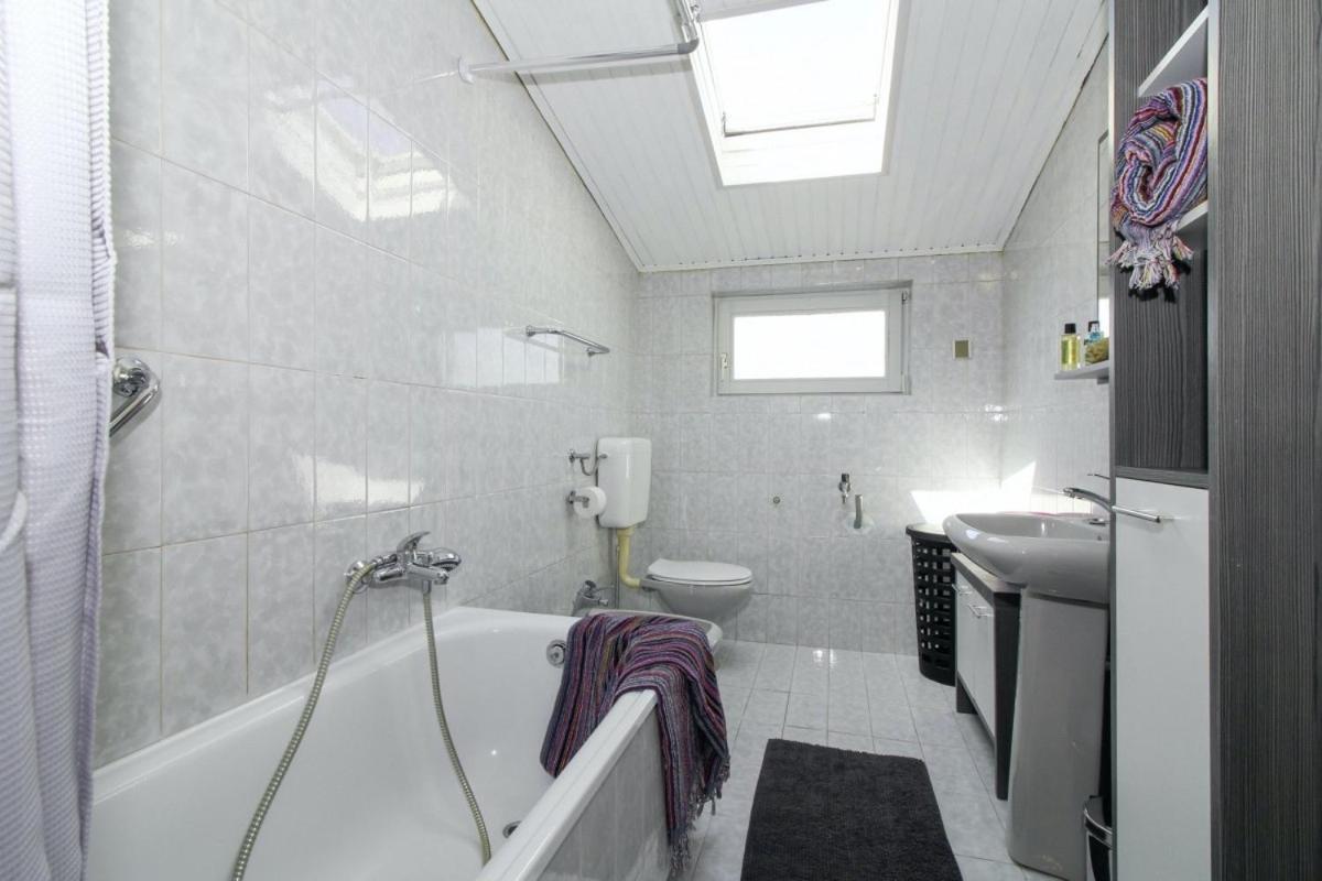 Casa Parenzana In Porec - Haus Fuer 7-9 Personen Exterior foto